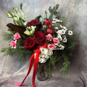 Peppermint and Pine - Arrangement